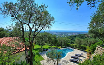 Villa Oliveta: Piscina, Vista Panoramica
