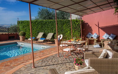 Villa Angelica: bassin, Extérieur, Extérieurs