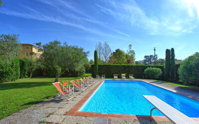 Villa Fiamma: Piscina