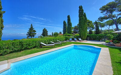 Villa Argentario: bassin, Extérieur