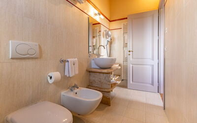 Villa le Buche: Badkamer