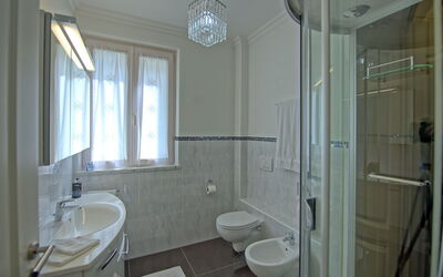 Villa Raffaela: Salle de bain