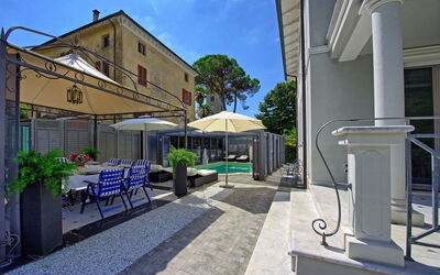 Villa Raffaela: Extérieur, Jardin