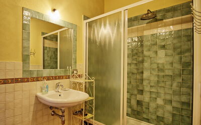 Poggiolino: Bathroom