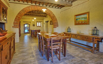 Poggiolino: Dining Room