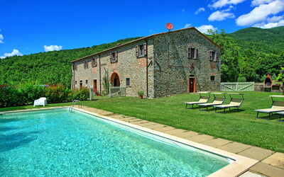 Villa Poggiolino: Building Exterior, Garden, Outdoor, Pool