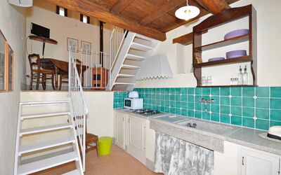 Forno House: Keuken, Lunchroom, Woonkamer