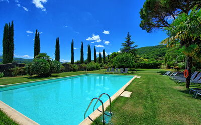 Villa Capolona: all'aperto, Giardino, Piscina