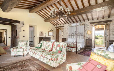 Villa Assisi: chambre à coucher