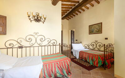 Villa Assisi: chambre à coucher