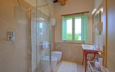 Villa Apollinare: Badkamer