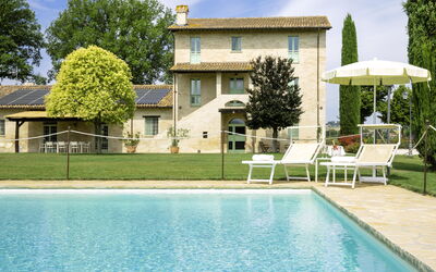 Villa Apollinare: zwembad