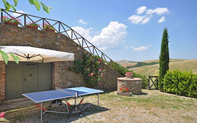 Castelmuzio: Amenities