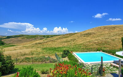 Castelmuzio: Outdoor, Scenic View