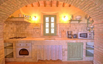 Castelmuzio: Kitchen