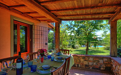 Casa Cipressi: all'aperto