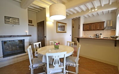 Bagnolo: Cuisine, Salle à manger