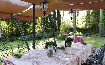 Villa de Ranieri: Extérieur, Jardin