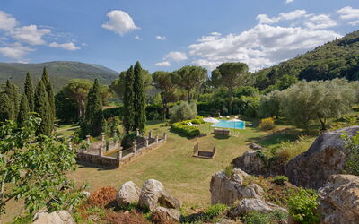 Villa de Ranieri: Jardin, Vues