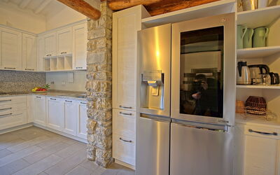 Villa Tenuta Lonciano: Cucina