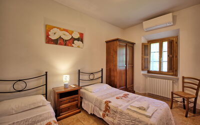 Villa Picchio: chambre à coucher