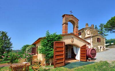 Villa Uccellaia: Extérieur, Jardin