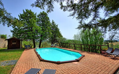 Villa Uccellaia: bassin