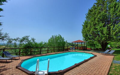 Villa Uccellaia: bassin