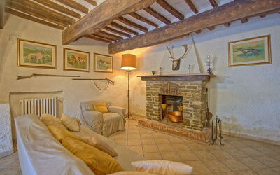 Villa Uccellaia: Salon