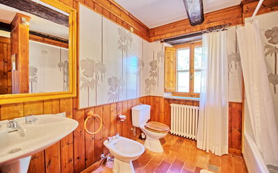 Villa Uccellaia: Salle de bain