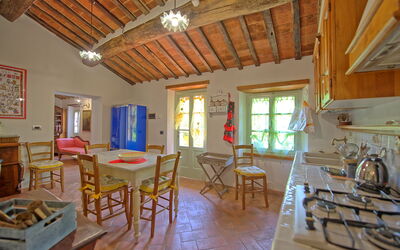 Casale San Martino: Cucina, Sala da pranzo, Soggiorno