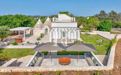 Trullo under Apulian Sky