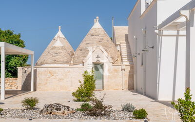 Trullo under Apulian Sky