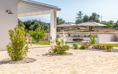 Trullo under Apulian Sky