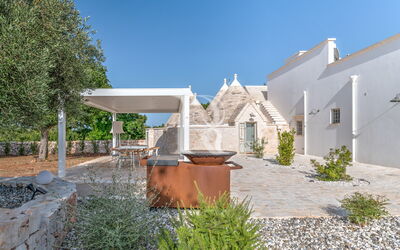 Trullo under Apulian Sky