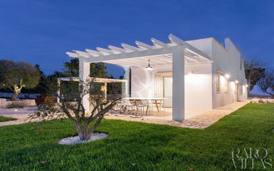 Trullo under Apulian Sky