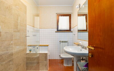 Villa Renina: Bathroom