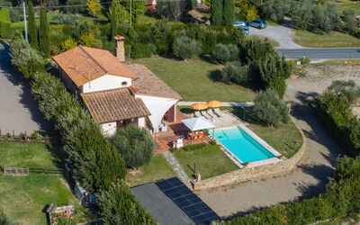 Villa Renina: Outdoor, Pool