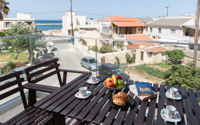 Aria 2: Balcony / Terrace / Patio, Building Exterior, Scenic View