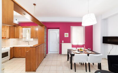 Aria 2: Dining Room, Kitchen