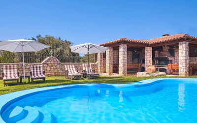 Villa Milon: zwembad