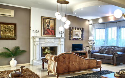 Villa Milon: Woonkamer