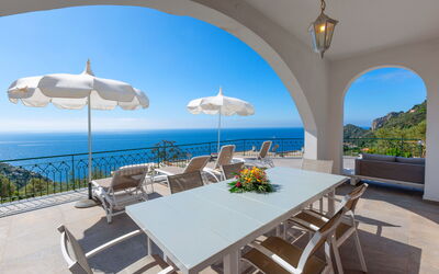 Villa Marianna: Balkon / terras / patio, Buitenkanten, Buitenshuis, Keer bekeken