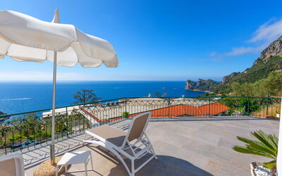 Villa Marianna: Balkon / terras / patio, Buitenkanten, Buitenshuis, Keer bekeken