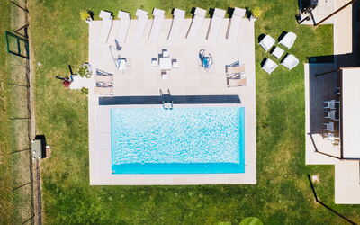 Villa Vespro: Piscina