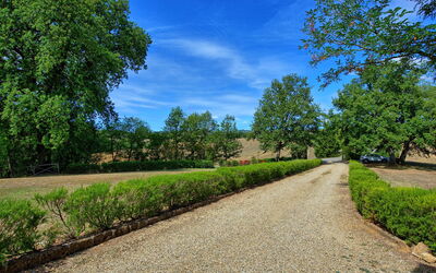 Villa Fabbri: Buitenshuis