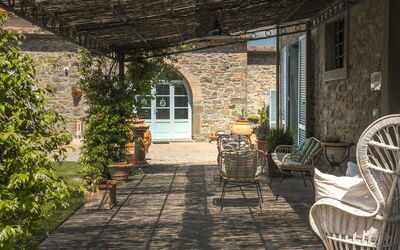 Villa Giare: all'aperto, Balcone / Terrazza / Patio, Esterni