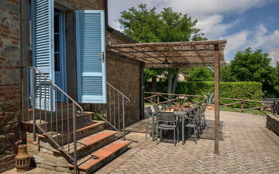 Villa Giare: all'aperto, Balcone / Terrazza / Patio, Esterni