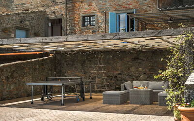 Villa Giare: all'aperto, Balcone / Terrazza / Patio, Esterni