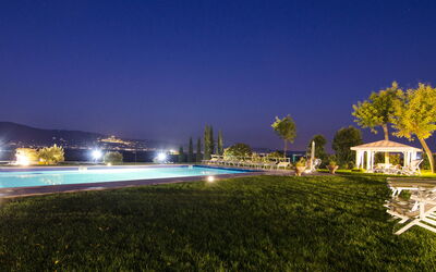 Villa Giare: all'aperto, Giardino, Piscina, Vista Panoramica